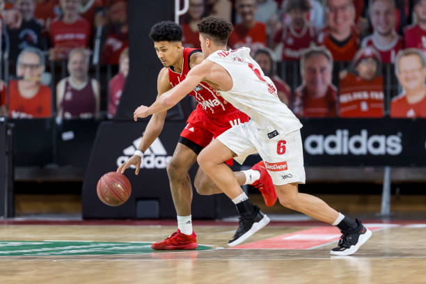 以人为本 以人为本