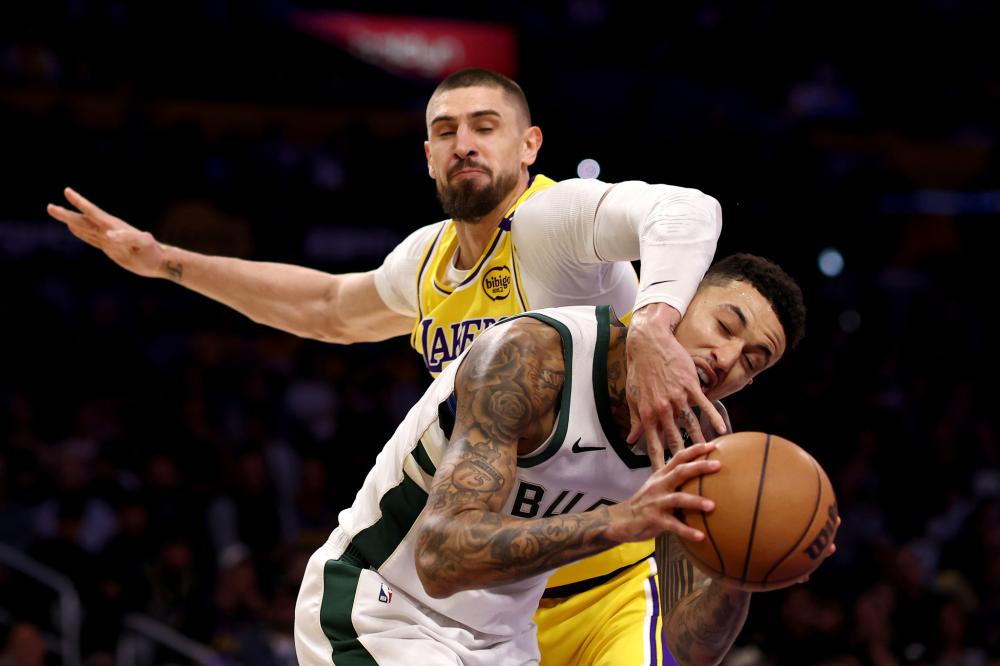 影响球队阵 影响球队阵